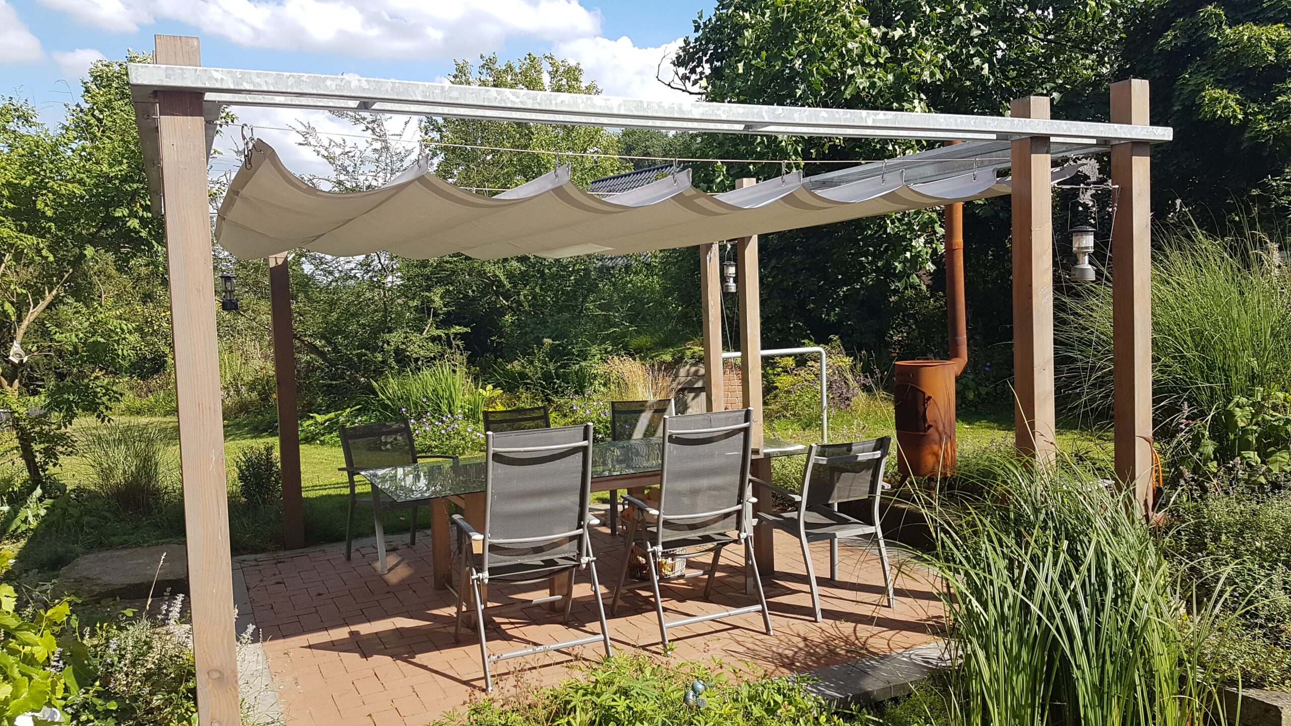 in het midden van niets Trouw baard Over het Regendoek - De Schaduwlounge